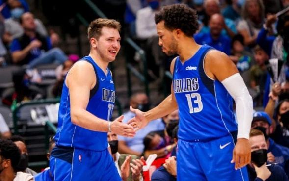 自然首当其 自然首当其