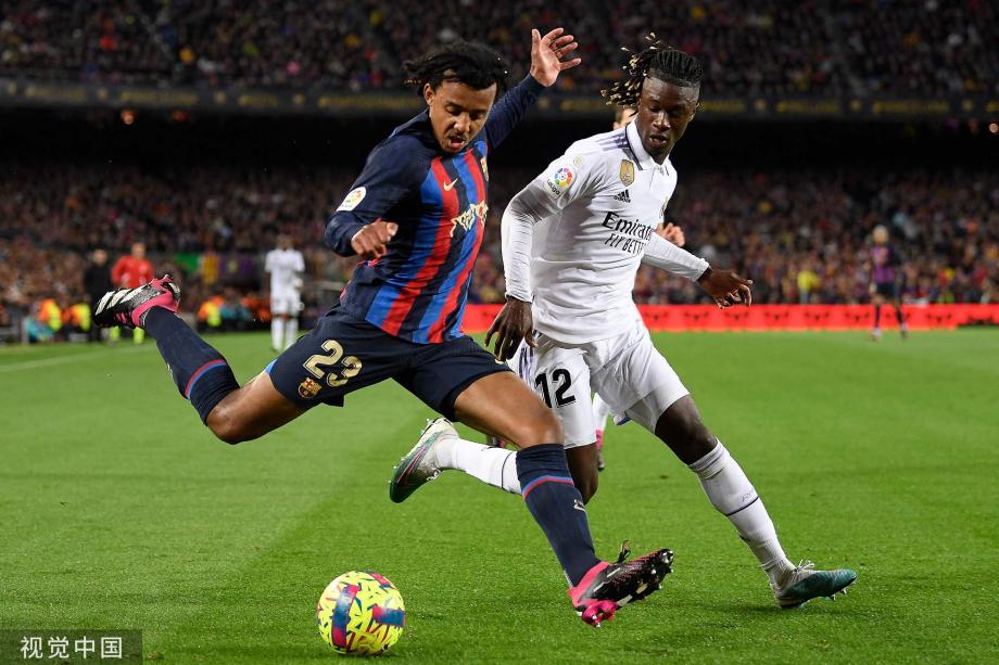 击球一路过 击球一路过