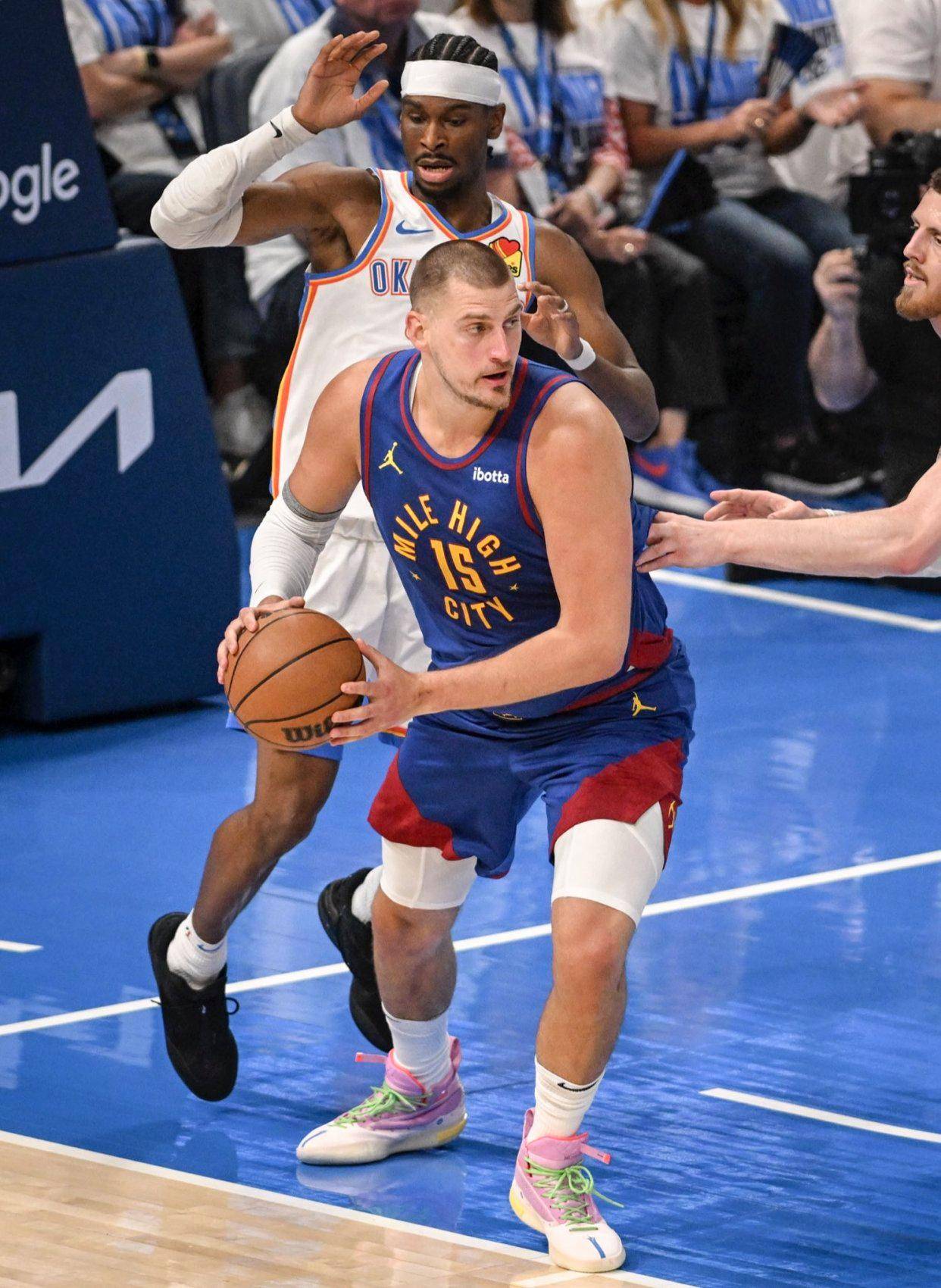 场的比赛中 场的比赛中