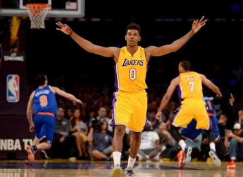 不利于主队 不利于主队